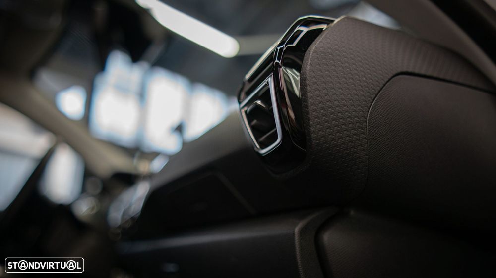 Citroën e-C4 X 50 kWh Shine - 16