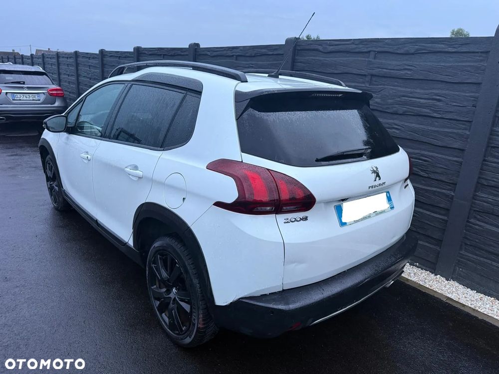 Peugeot 2008 PureTech 110 Stop&Start EAT6 GT-Line Edition - 34