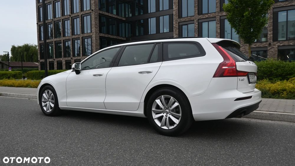 Volvo V60 B3 B Momentum Pro - 3