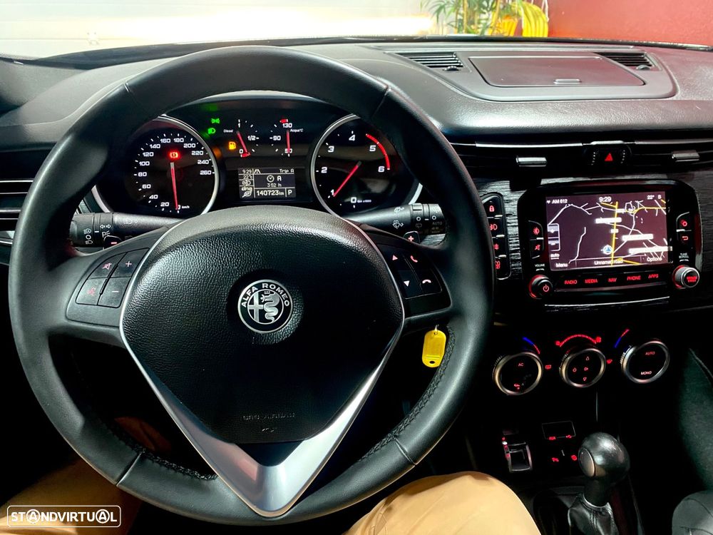 Alfa Romeo Giulietta 1.6 JTDm Sport J18 TCT - 19