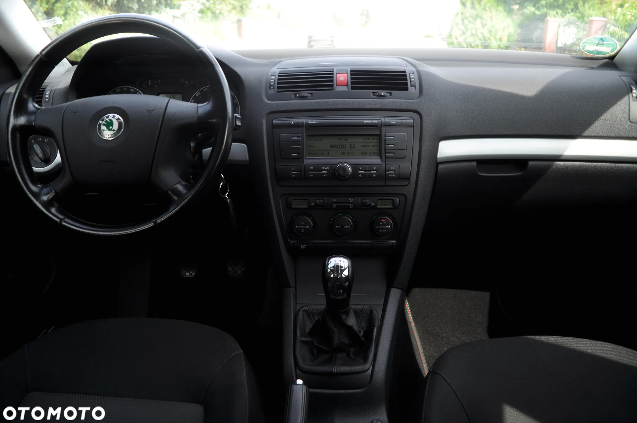 Skoda Octavia 1.6 Elegance - 27
