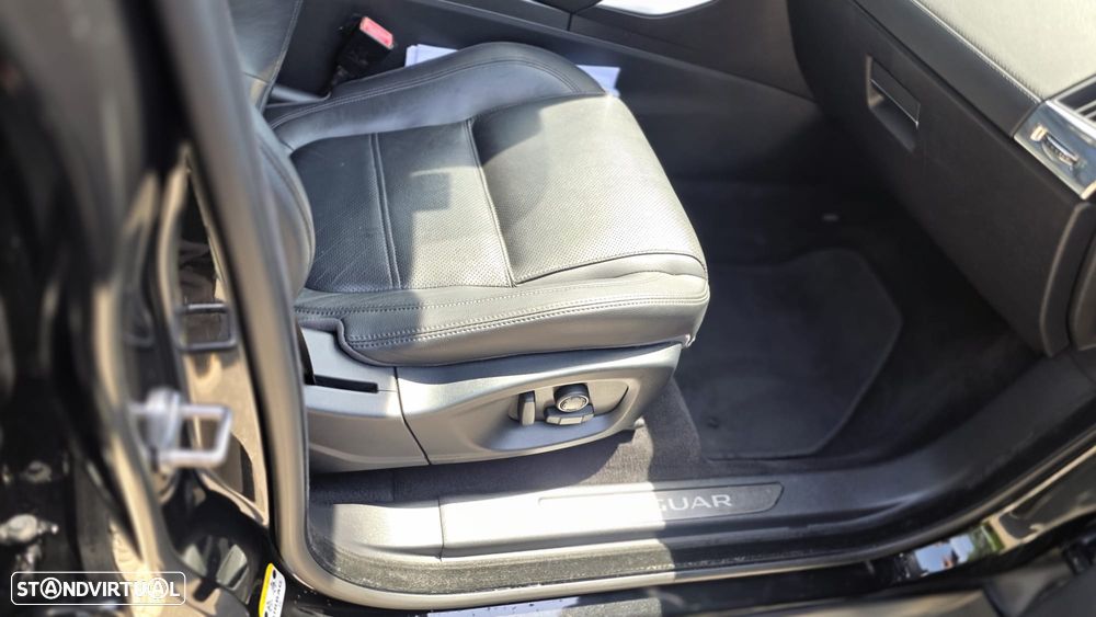 Jaguar E-Pace 2.0 i4D - 10