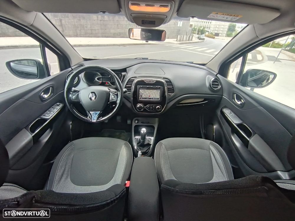 Renault Captur 1.5 dCi Exclusive - 11