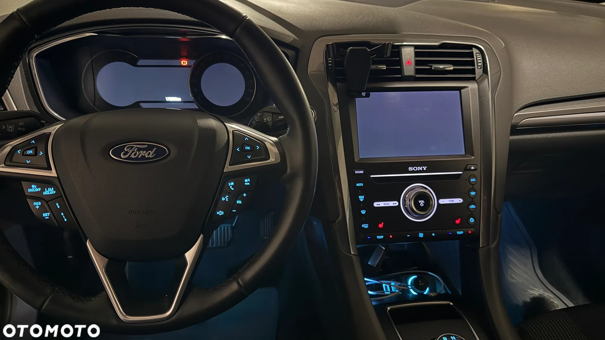 Ford Mondeo 2.0 EcoBlue Titanium - 11