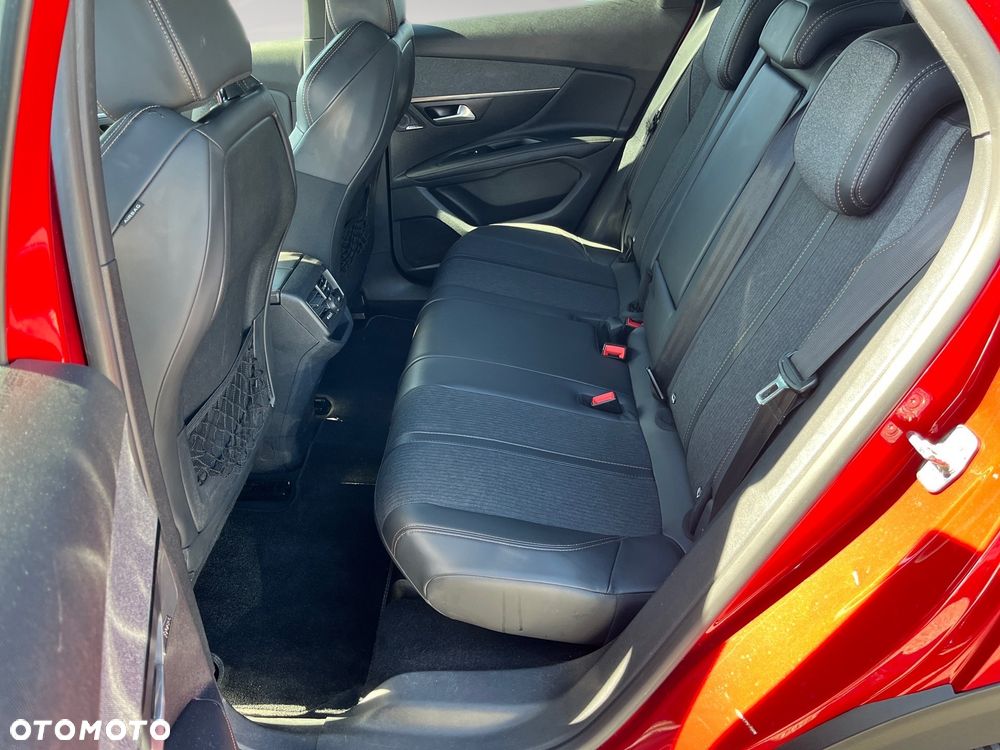 Peugeot 3008 - 18