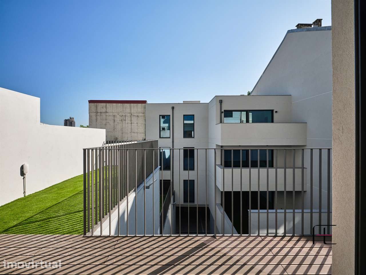 Apartamento T2 para Arrendamento no Bonfim, Porto | 2 Lugares de Garag - Grande imagem: 3/20