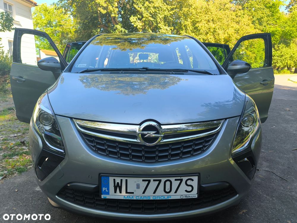 Opel Zafira 1.6 T SIDI Cosmo - 9