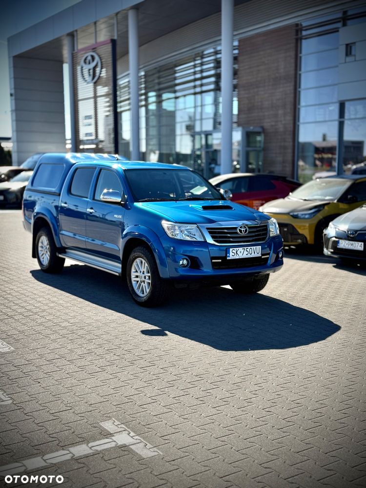 Toyota Hilux 3.0 D-4D SR5 - 2