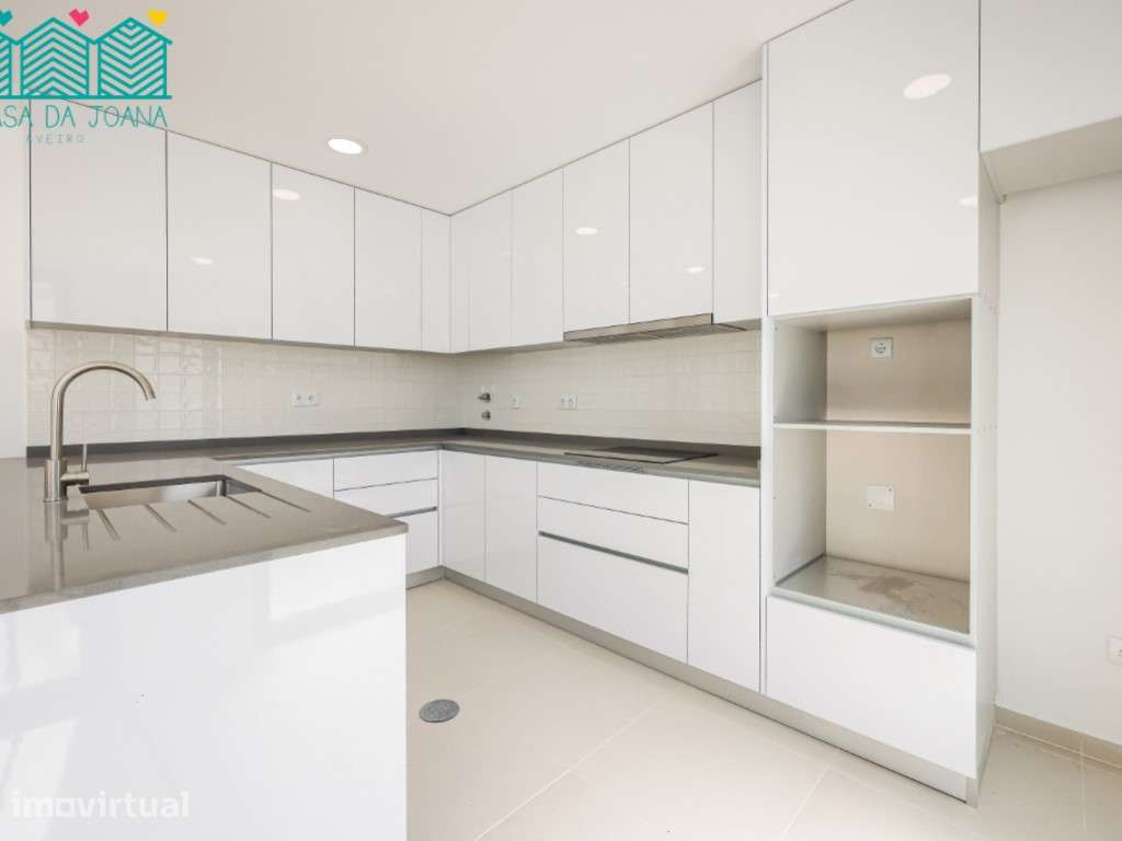 Apartamento T2 com Lugar de Garagem em Aradas - Grande imagem: 5/33