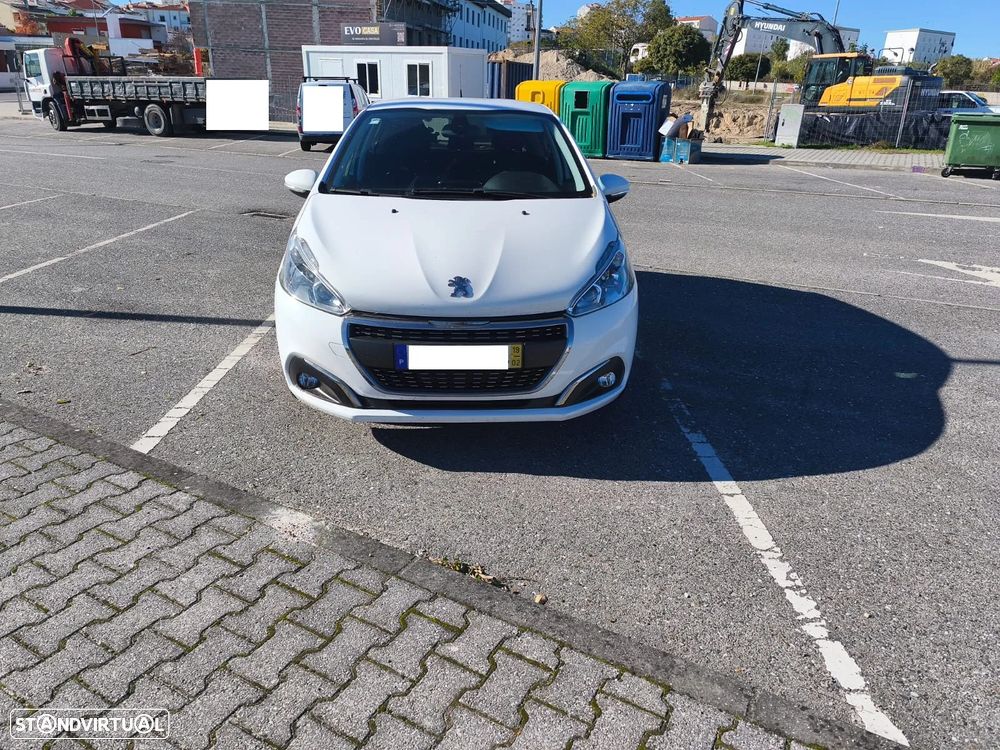 Peugeot 208 1.2 PureTech Signature - 2