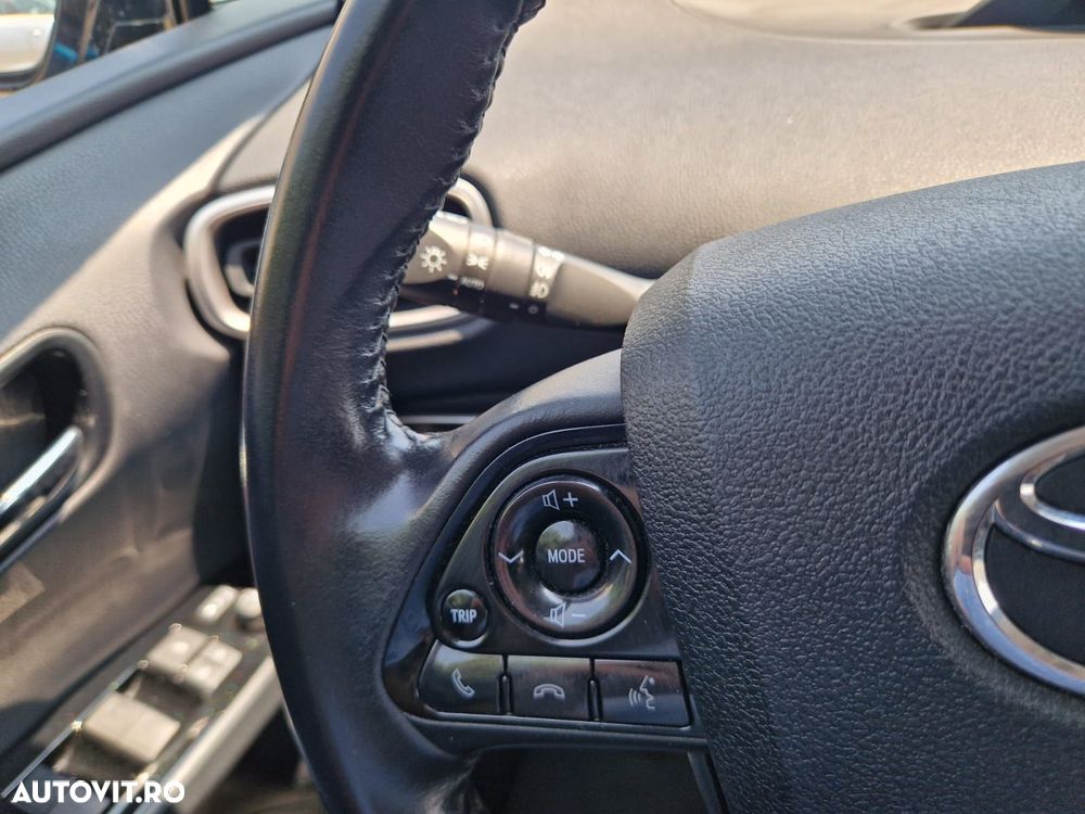 Toyota Prius - 12