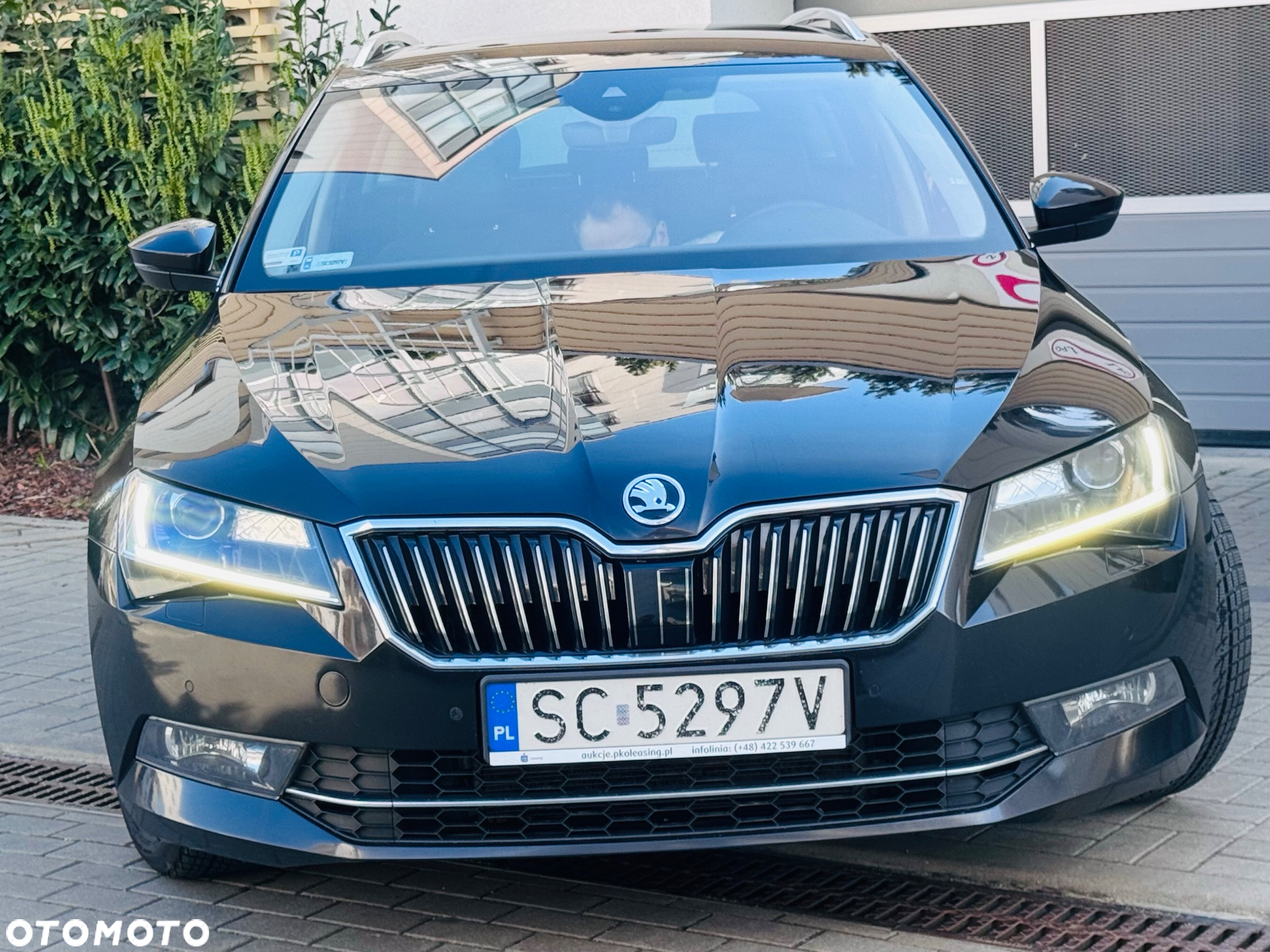 Skoda Superb 2.0 TDI L&K DSG - 20