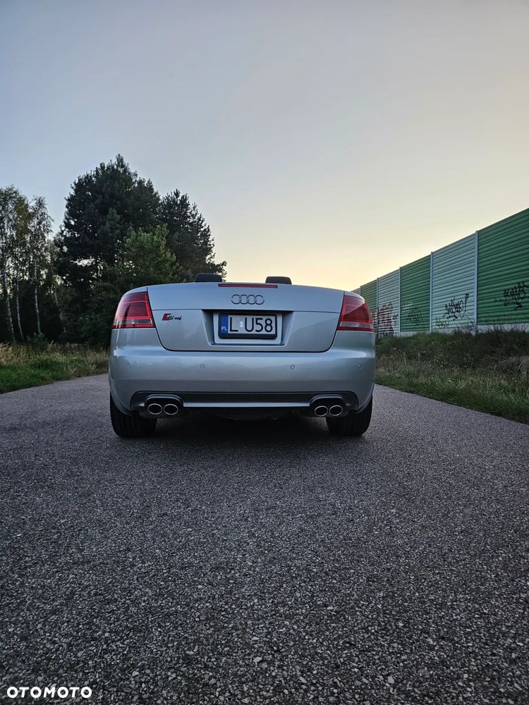 Audi S4 Cabrio - 9