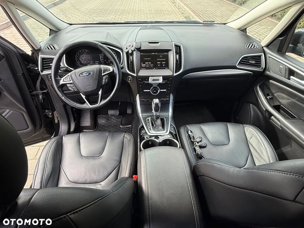 Ford S-Max 2.0 TDCi 4WD Titanium PowerShift - 6