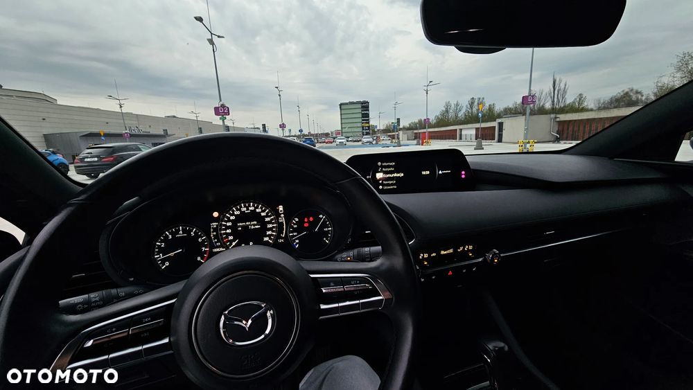 Mazda 3 2.0 mHEV AWD Hikari - 23
