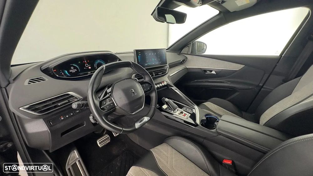 Peugeot 3008 1.6 Hybrid GT e-EAT8 - 28