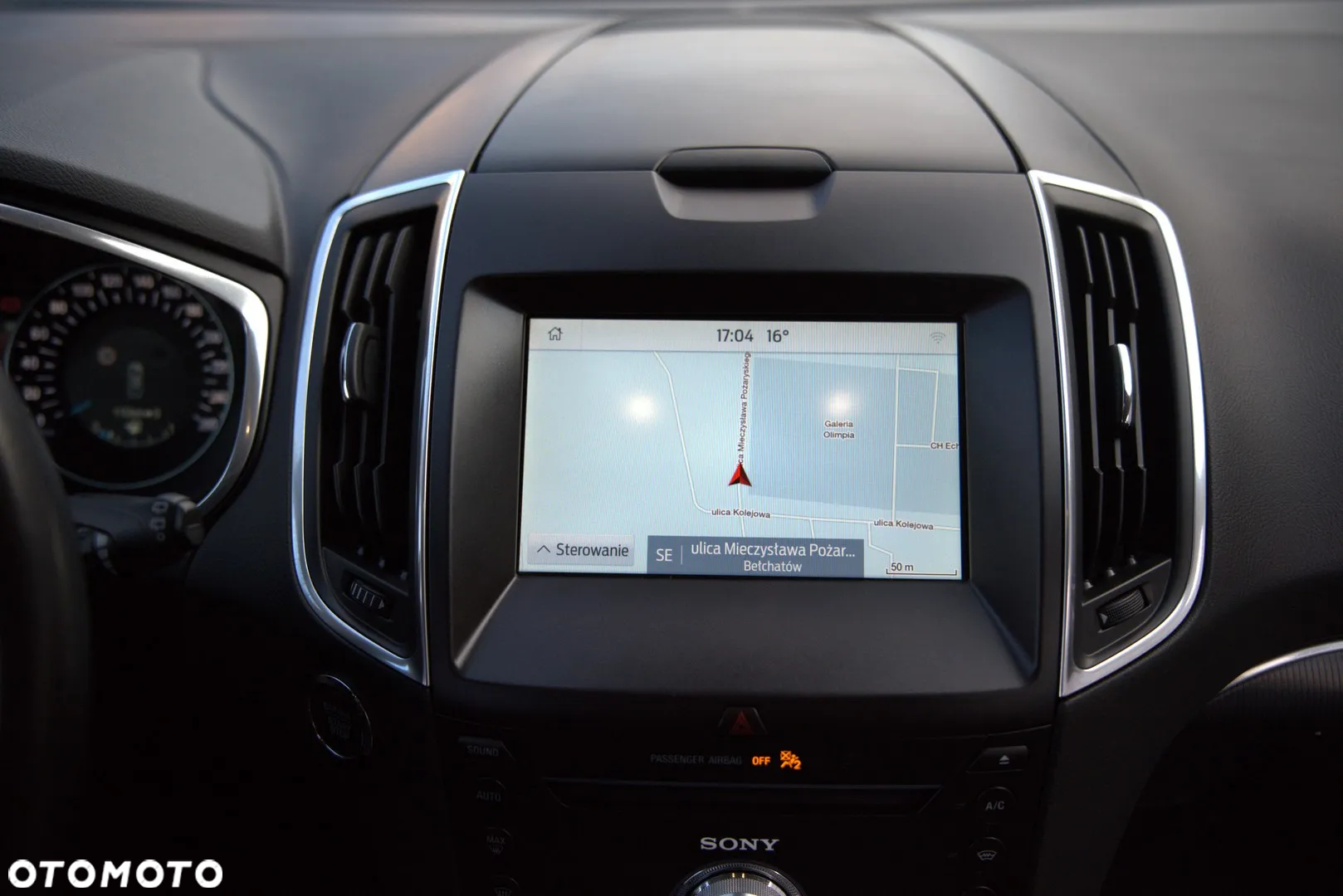 Ford S-Max - 12