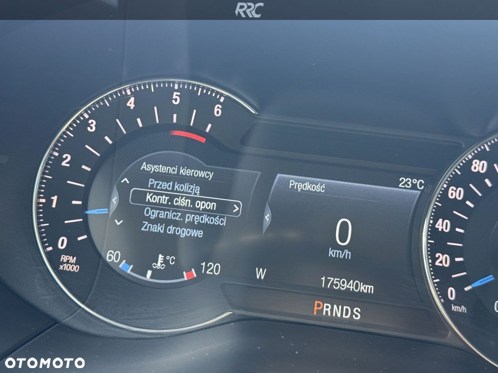Ford Edge 2.0 TDCi Bi-Turbo 4x4 ST-LINE - 35
