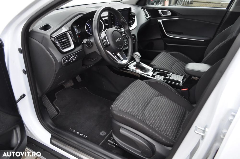 Kia XCeed 1.6 GDI 6DCT PHEV Vision - 16