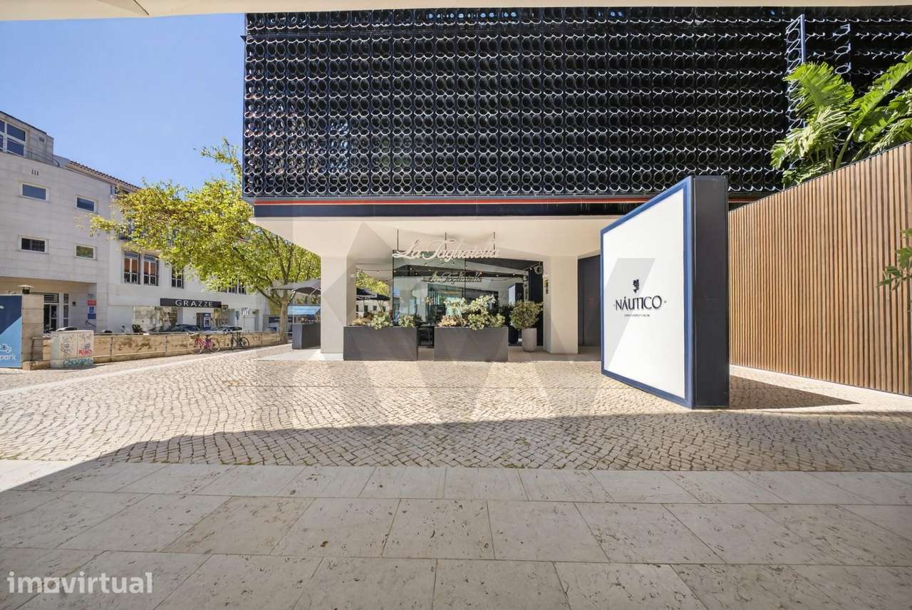 T2 no Edifício Náutico, em Cascais - Grande imagem: 2/40