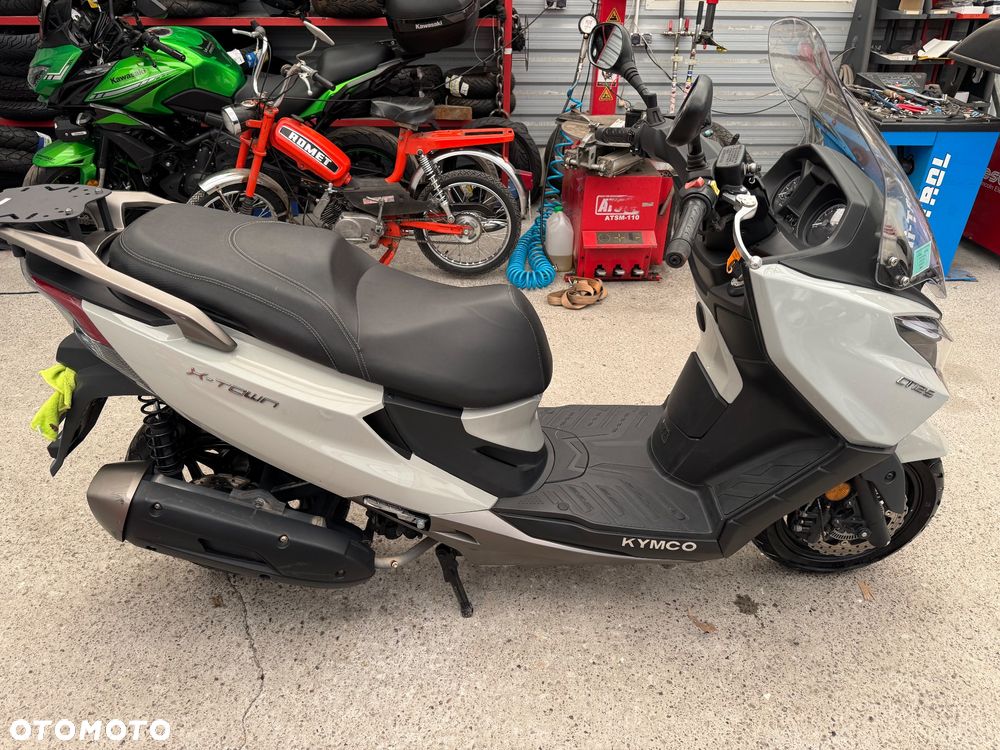 Kymco X-Town - 8