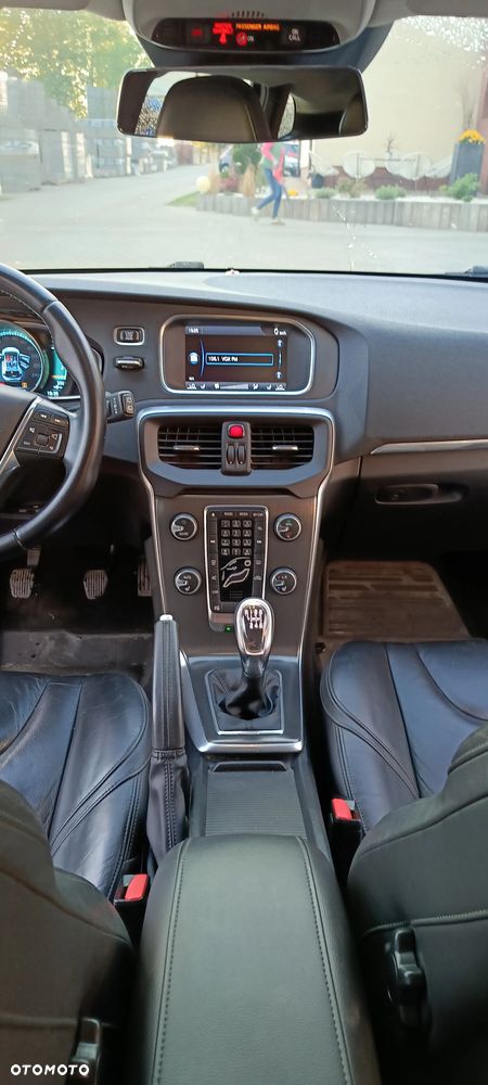Volvo V40 - 10