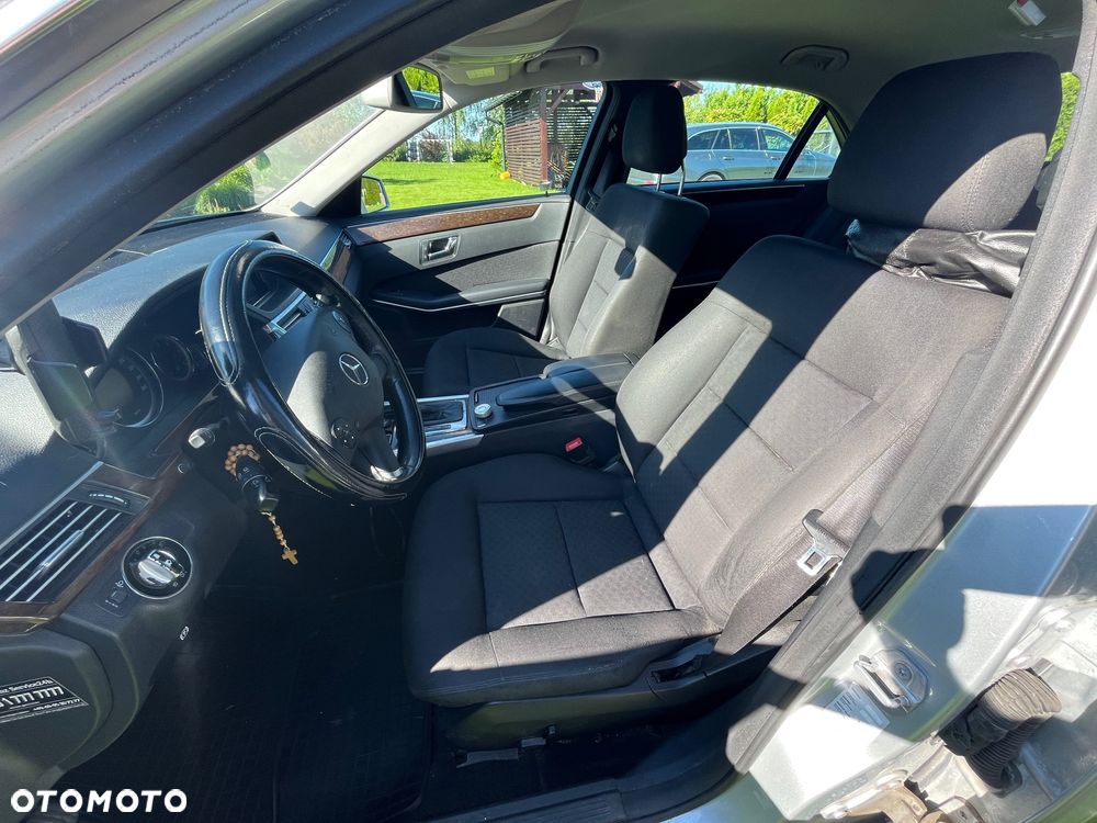 Mercedes-Benz Klasa E 220 CDI BlueEff Elegance - 3