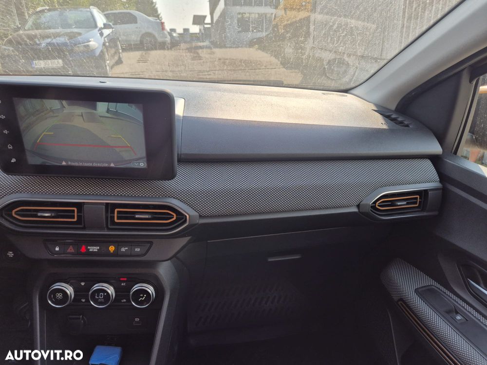 Dacia Sandero ECO-G 100 MT6 Comfort - 29