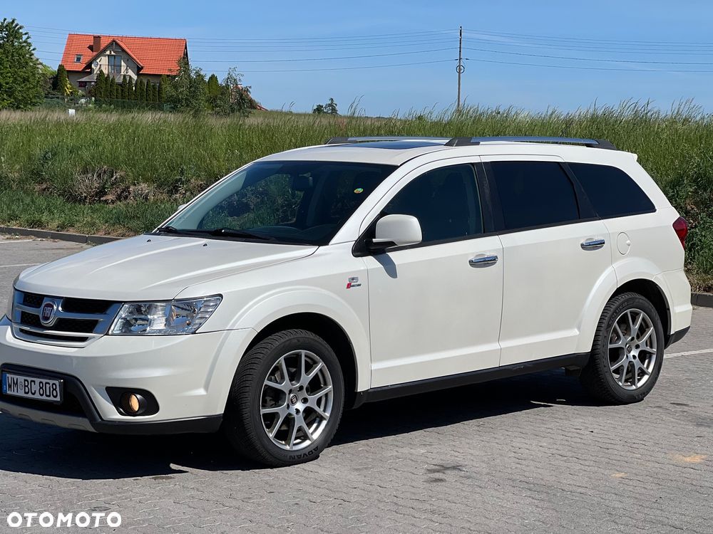 Fiat Freemont 2.0 Multijet Black Code AWD - 3