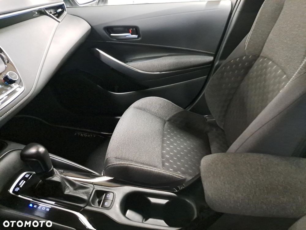 Toyota Corolla 1.8 Hybrid Comfort - 25