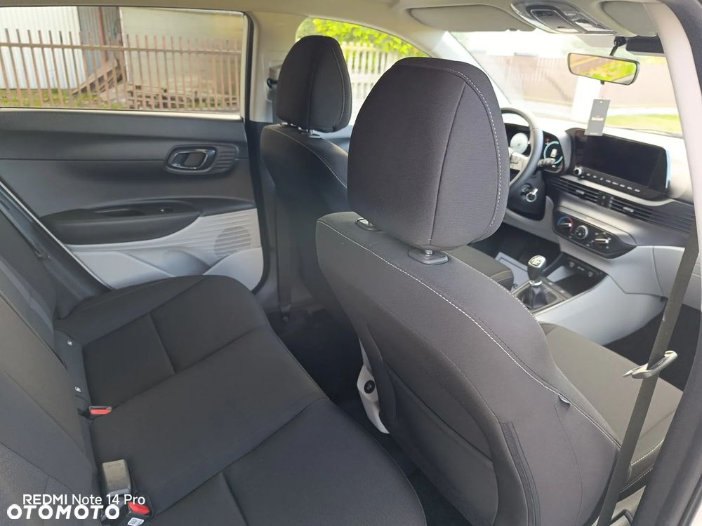 Hyundai i20 - 24