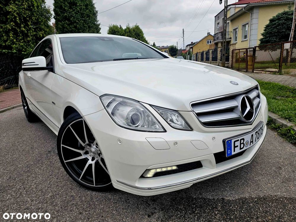 Mercedes-Benz Klasa E 250 BlueEFFICIENCY 7G-TRONIC Avantgarde - 2