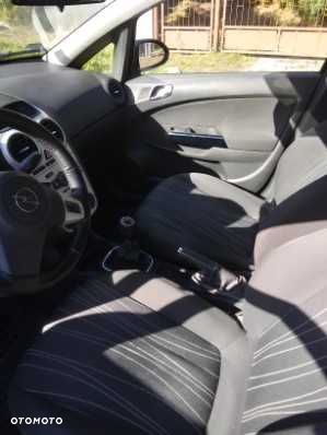 Opel Corsa - 4