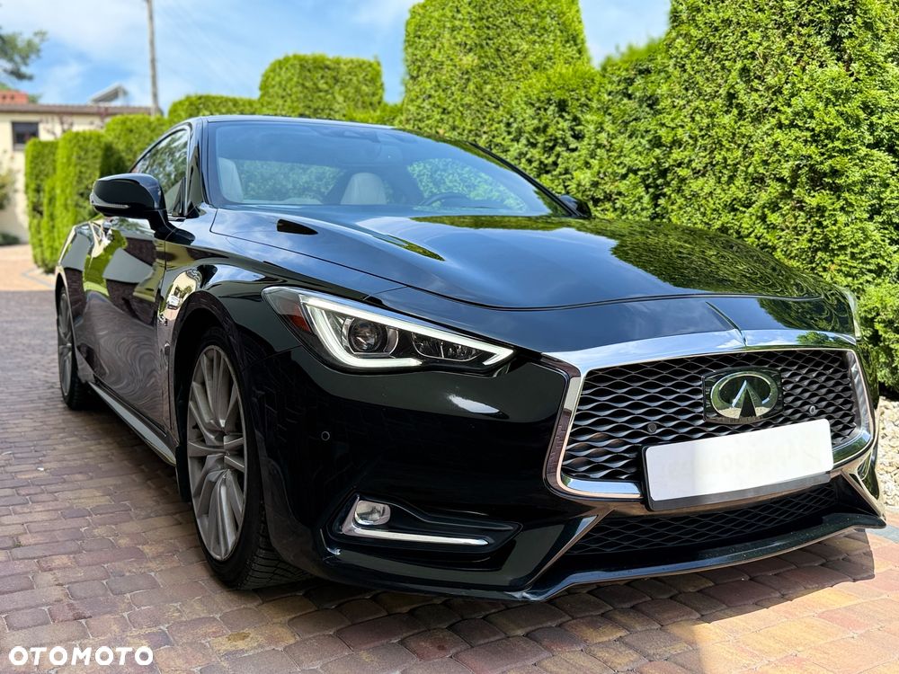 Infiniti Q60 - 38