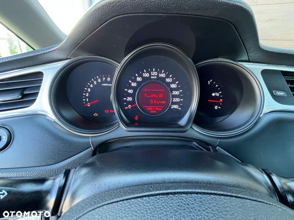 Kia Ceed - 13