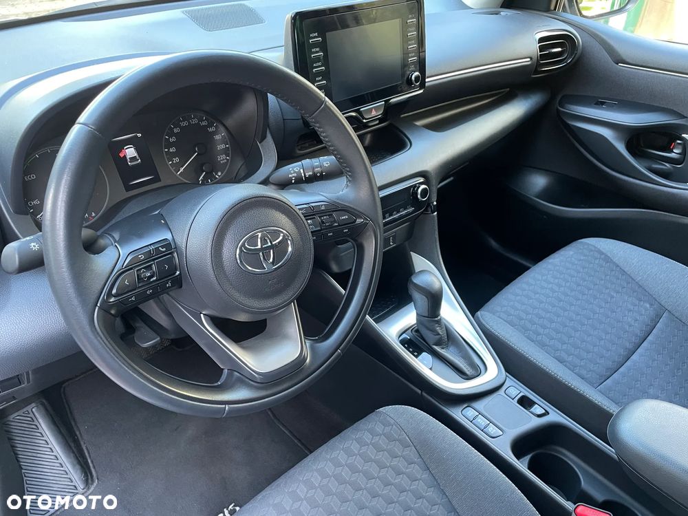 Toyota Yaris - 16