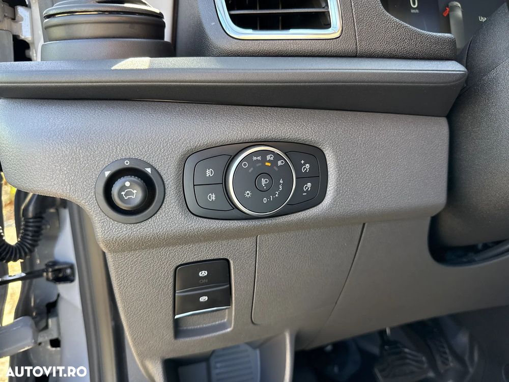 Ford Transit - 27