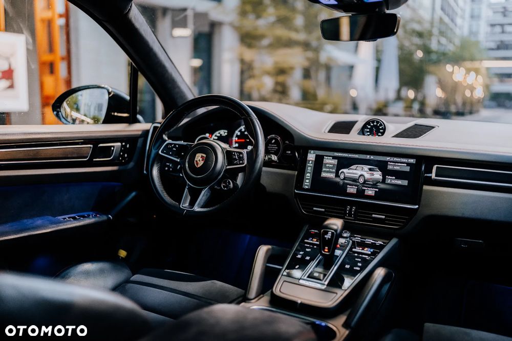 Porsche Cayenne GTS - 35