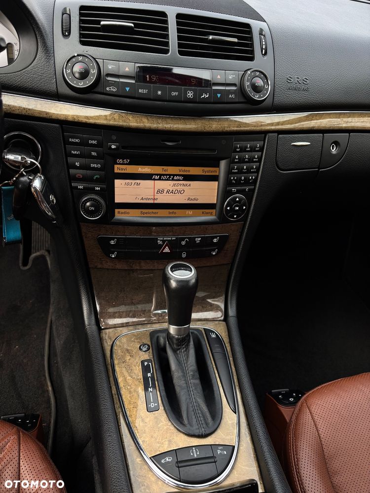 Mercedes-Benz Klasa E 500 4-Matic Avantgarde - 12