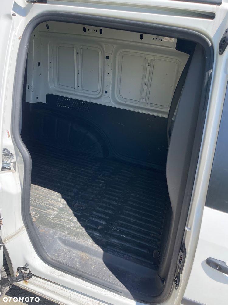 Volkswagen Caddy - 11