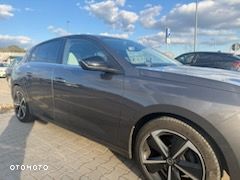 Opel Astra 1.2 T Elegance S&S - 9