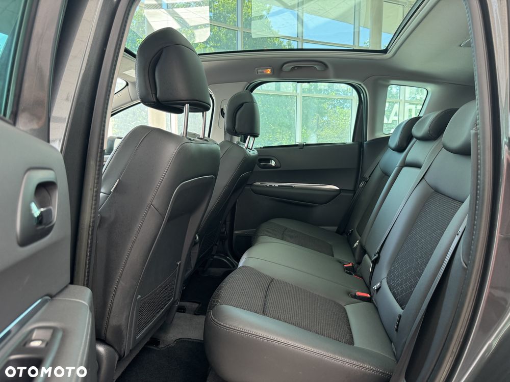 Peugeot 3008 1.6 HDi Style - 16