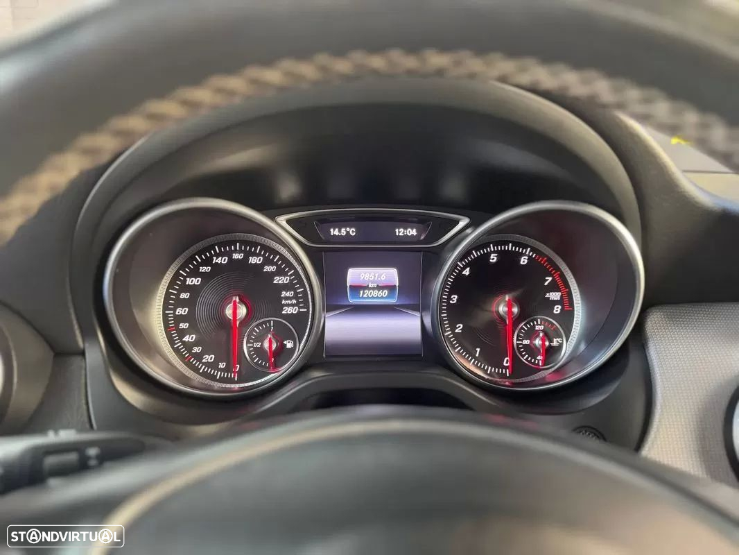 Mercedes-Benz CLA 180 - 32
