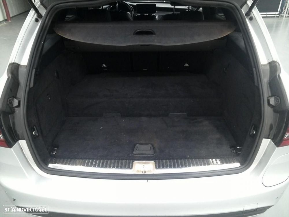 Mercedes-Benz C 300 de AMG Line - 9