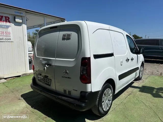Citroën BERLINGO 3 LUG. CX.AUTOMÁTICA - 3