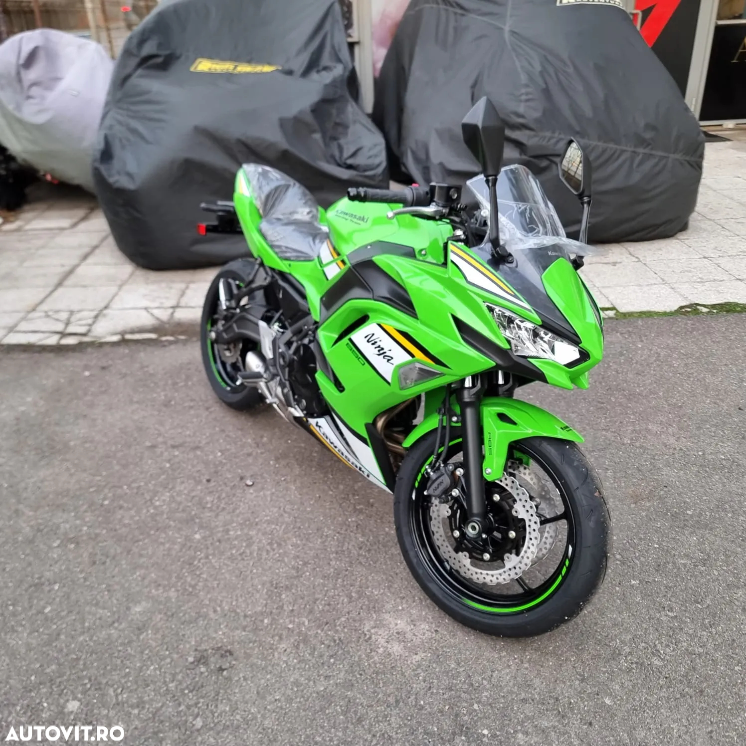 Kawasaki Ninja 650 - 16