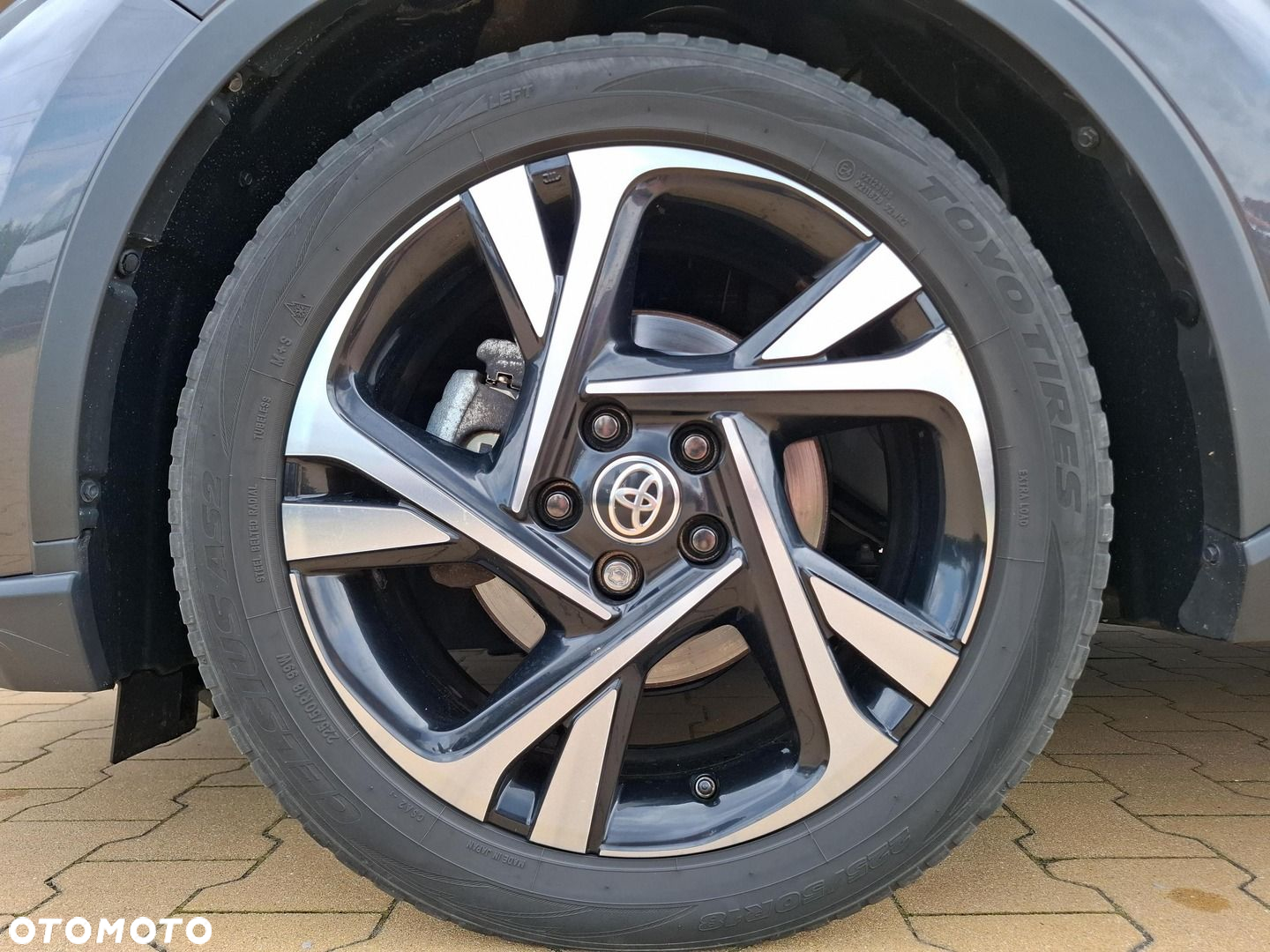 Toyota C-HR - 21