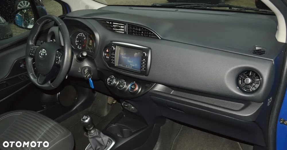 Toyota Yaris - 35