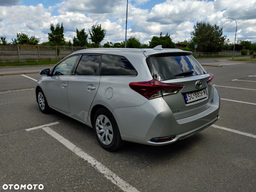 Toyota Auris - 3