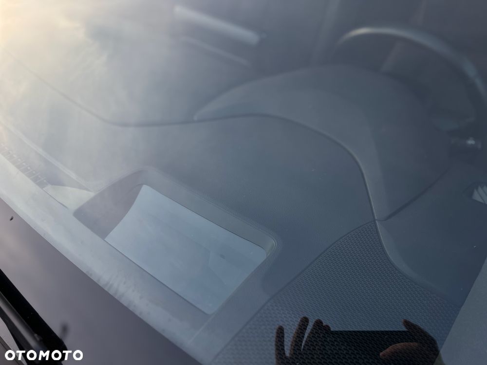 Toyota Corolla 1.8 Hybrid GPF Executive - 30